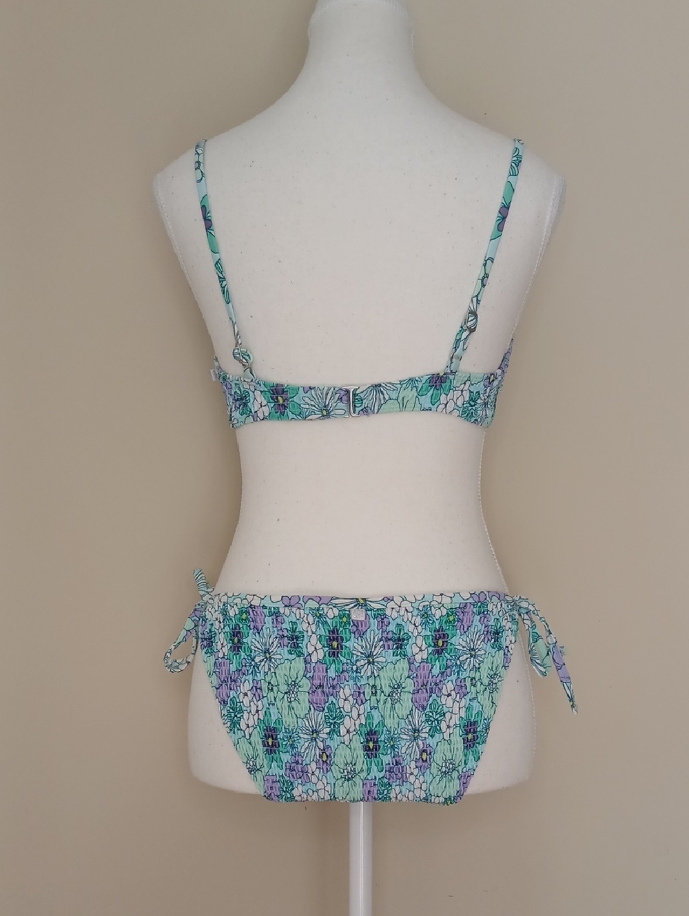 La Vie En Rose Aqua Shirred Bikini Top Size M & Bottom Size Large - Picture 3 of 8